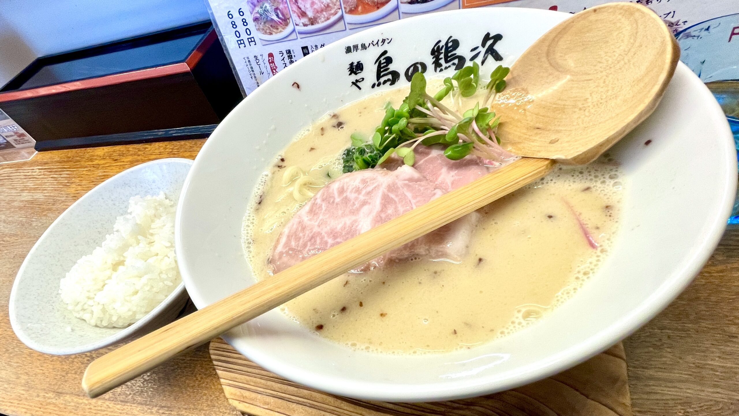 麺や 鳥の鶏次 いつも行列 大人気店の濃厚まろやか鶏白湯ラーメン 大阪堺 中百舌鳥 さかい生活